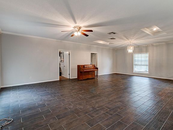 4th image of 1842 W Craig Pl