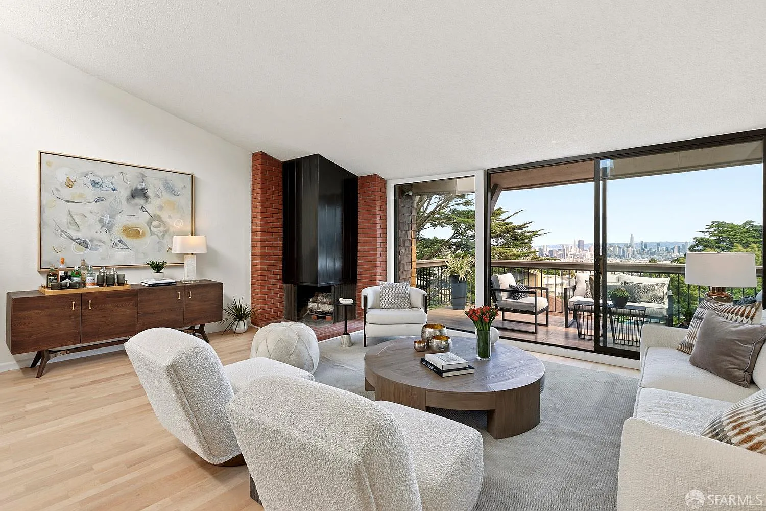 1 Topaz Way photo 1
