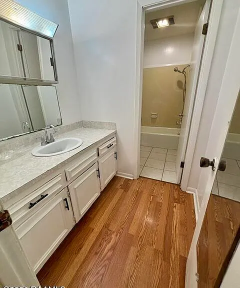 101 Burrow Dr — Photo 14