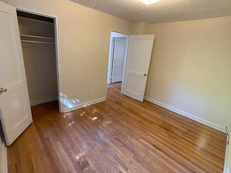 1661 Valley Ave — Photo 23
