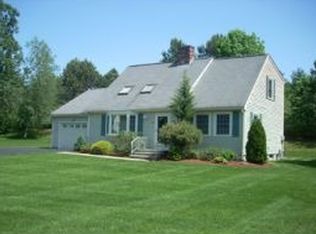 8 Baltusrol Dr, Hudson, NH 03051