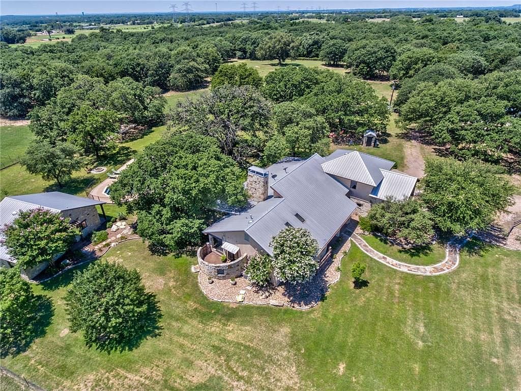 7100 Matlock Rd, Granbury, TX 76049 | Zillow