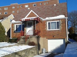 841 Library Ave, Carnegie, PA 15106