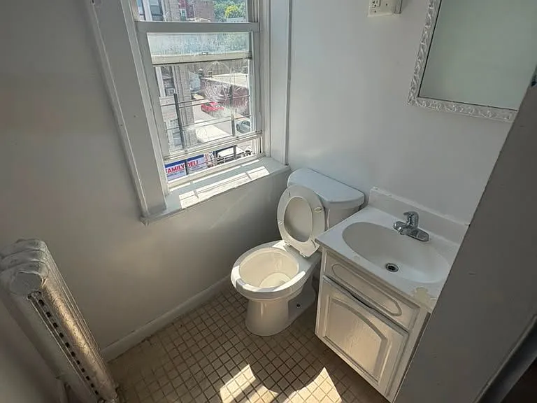 107 Elm St #7 — Photo 14