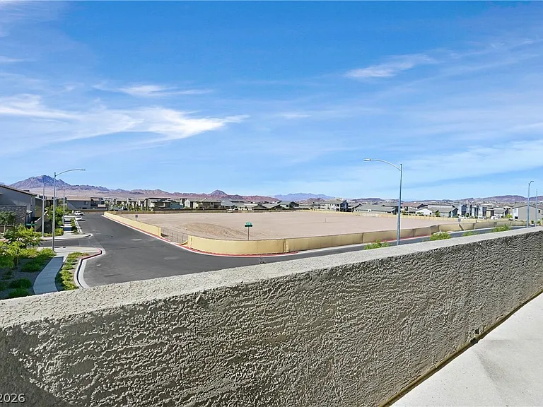 128 Quinn Villa Ave — Photo 14