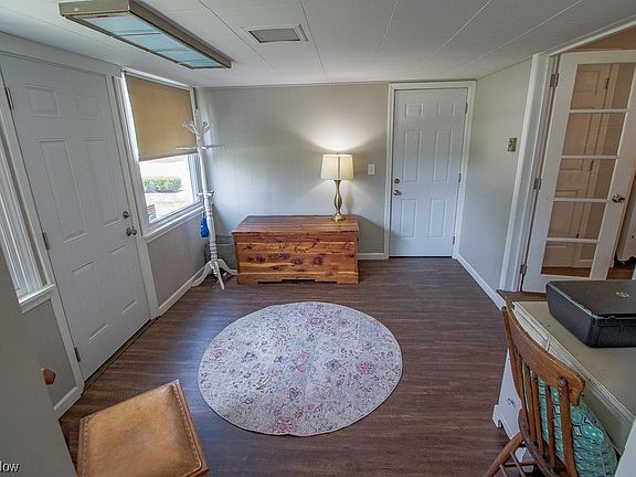 2nd image of 8415 Grenway Dr