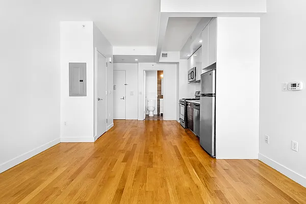 Rented by The Dermot Realty Management Company | media 3