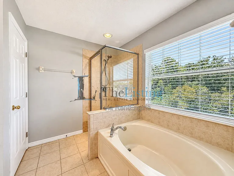 11525 Declaration Dr — Photo 14