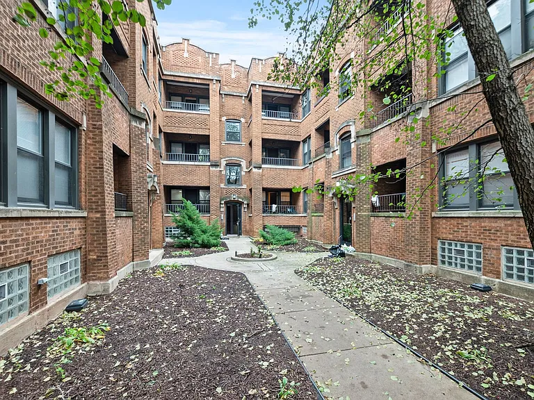 6235-45 S. Martin Luther King Dr. — Photo 1