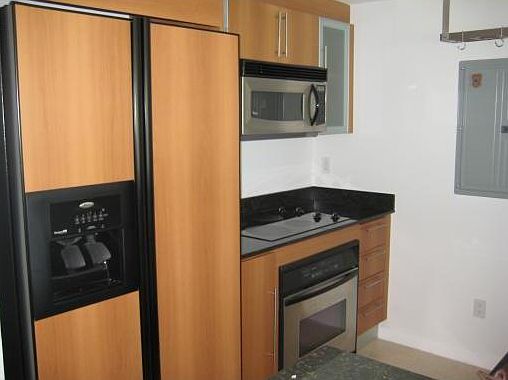 4th image of 335 Biscayne Blvd #2608