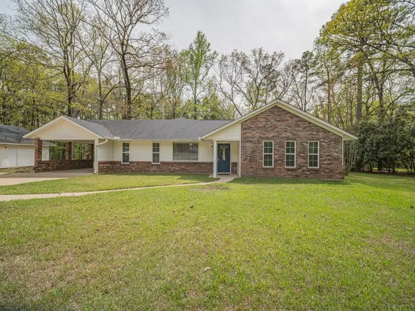 165 Allen Dr, Monticello, AR 71655
