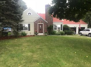 32 Bushee Rd, Swansea, MA 02777