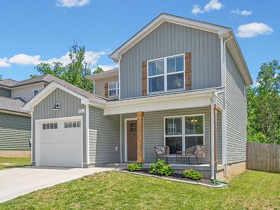 2nd image of 411 Hillside Dr
