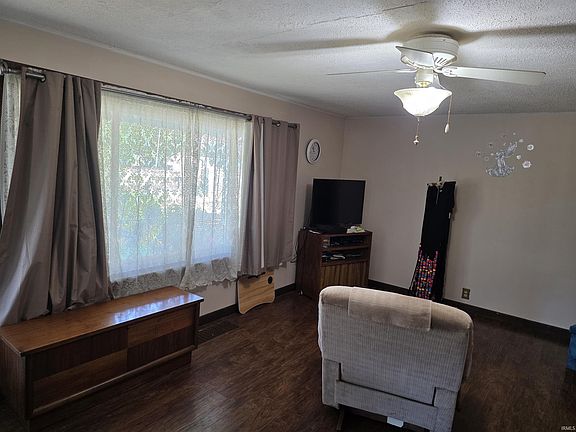 5th image of 1602 S Luick Ave