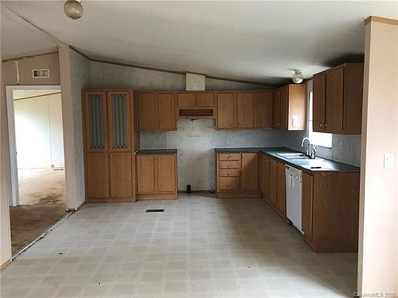 2nd image of 136 Titanium Dr