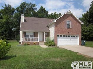 2499 Elkmont Dr, Clarksville, TN 37040