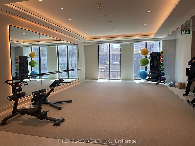 8 Wellesley St W #4107 — Photo 26