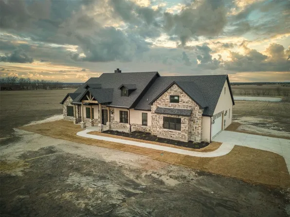 5588 County Road 1093, Celeste, TX 75423