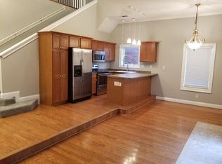 403 E 39th St, Savannah, GA 31401