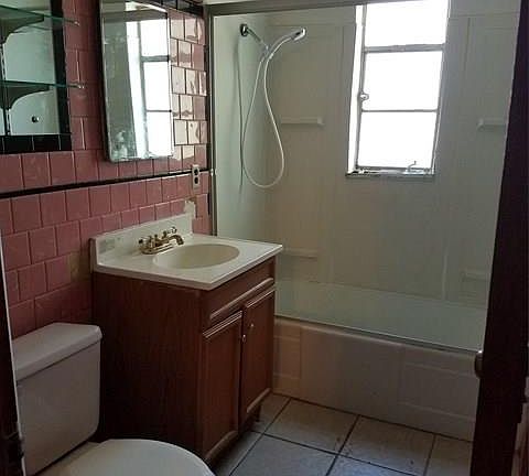 3rd image of 1905 E 10th St