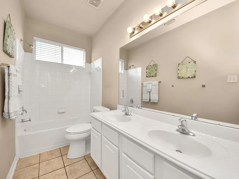 945 Autumn Brook St — Photo 24