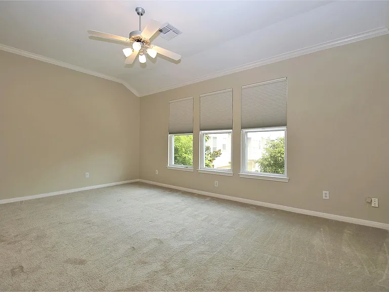 1409 Anita St — Photo 14