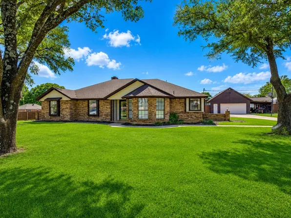 2721 N Hill Ter, Cleburne, TX 76031