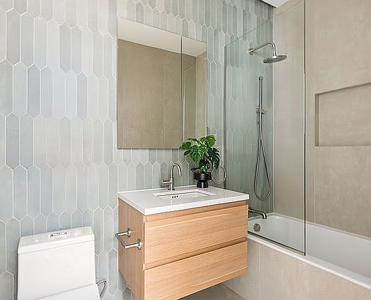 4th image of 48 Stanhope St #4F
