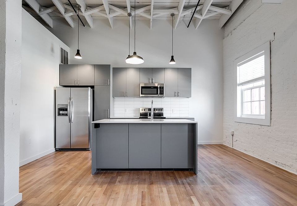 1st image of 11 S 18th St #205