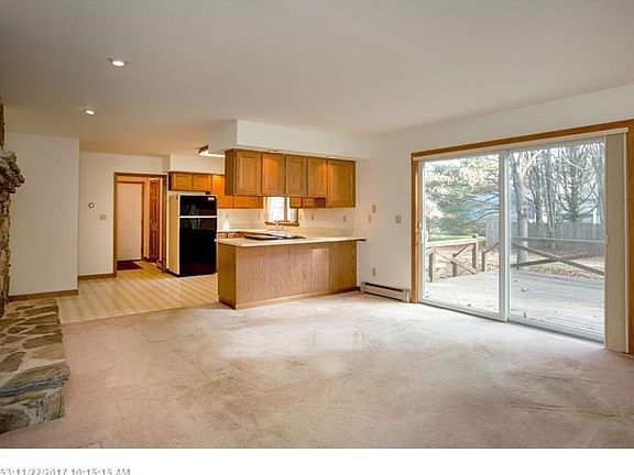 4th image of 36 Beech Dr