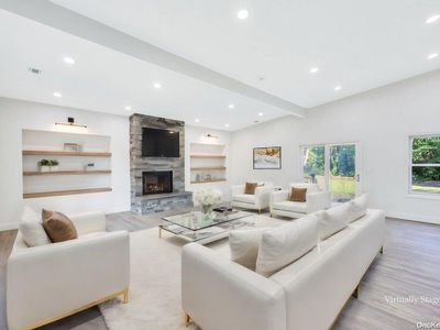 14 Ivy Hill Road, Oakdale, NY, 11769