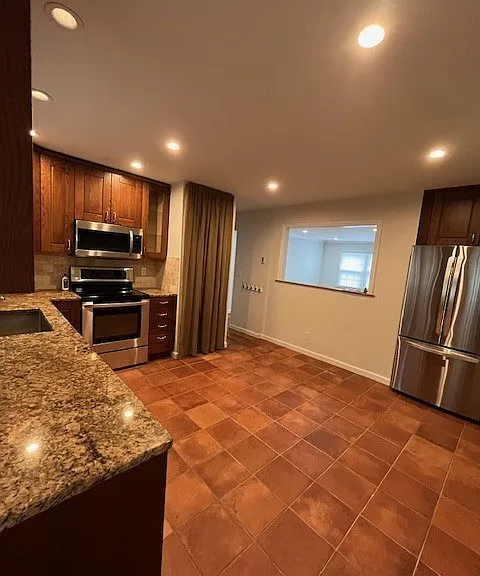 1309 Hope St #B8 — Photo 2