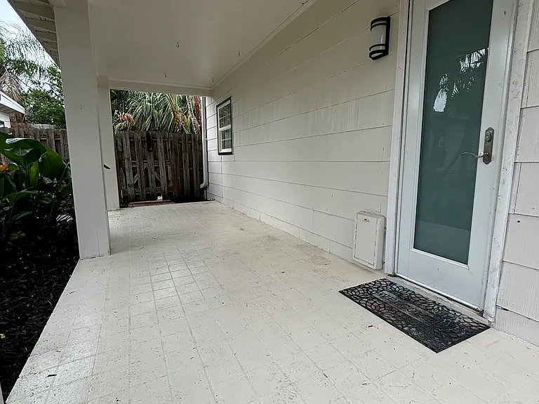 402 Hillside Ave #402 — Photo 15