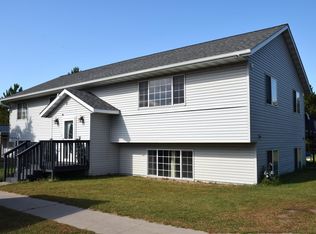 913 Thomas Rd SW, Bemidji, MN 56601