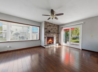 805 9th Ave NE, Waseca, MN 56093