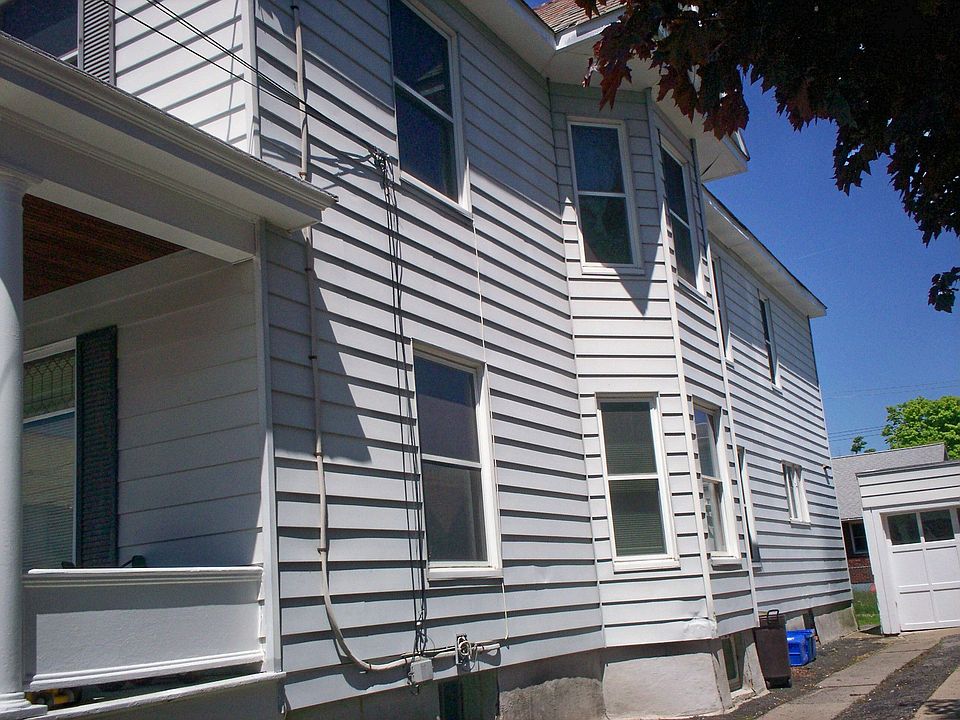 2nd image of 30 Green St