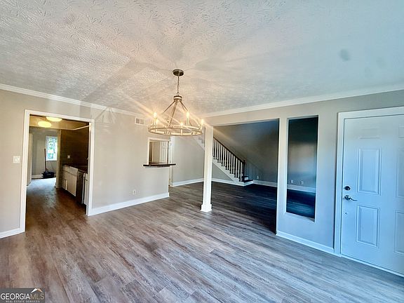 5th image of 3240 Clairmont North NE