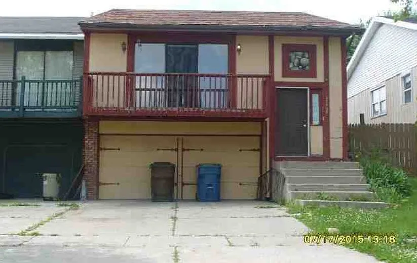 21808 Carol Ave photo 1