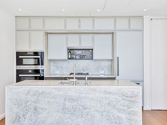 2nd image of 5 Beekman St #26C