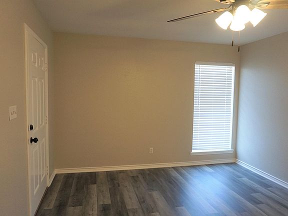 2nd image of 4115 Latricia Ln APT B