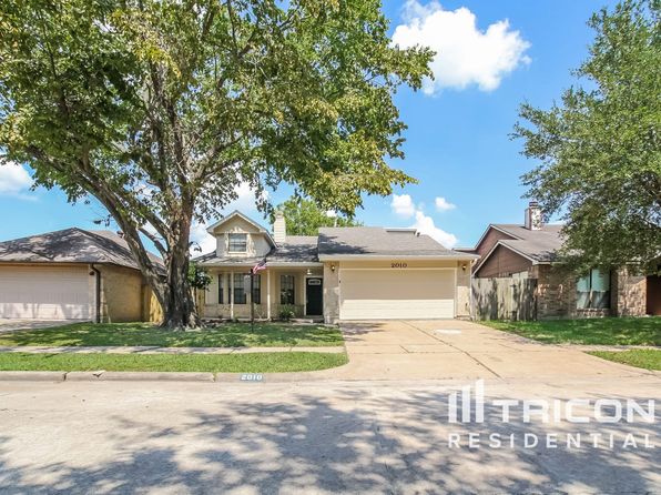 2010 Woodland Hills Dr