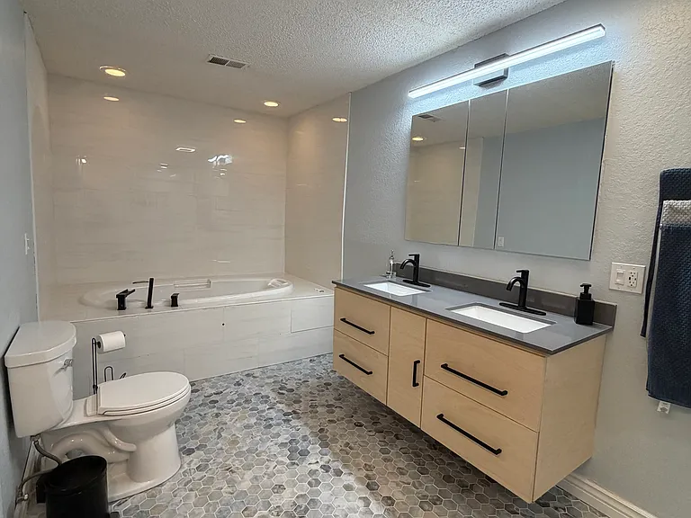 Master Bath