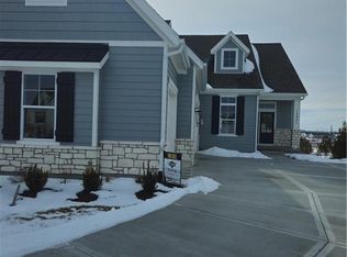 13431 W 174th Ter, Overland Park, KS 66221