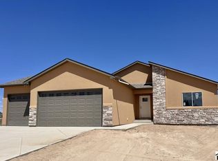1127 W Mescalero Dr, Pueblo West, CO 81007