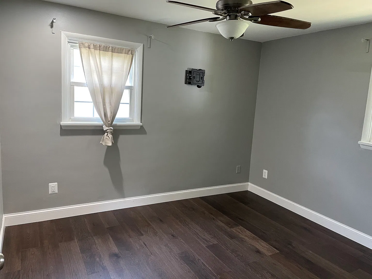 10114 Century Dr — Photo 2
