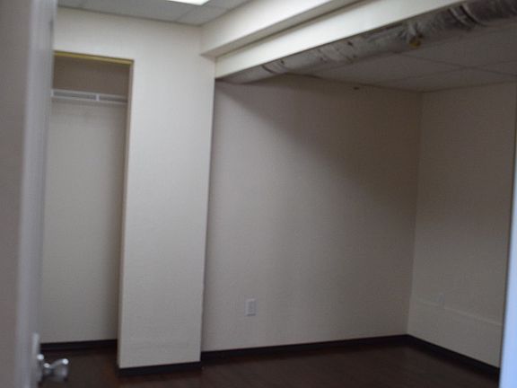 5th image of 13496 Huntley Pl NW #B