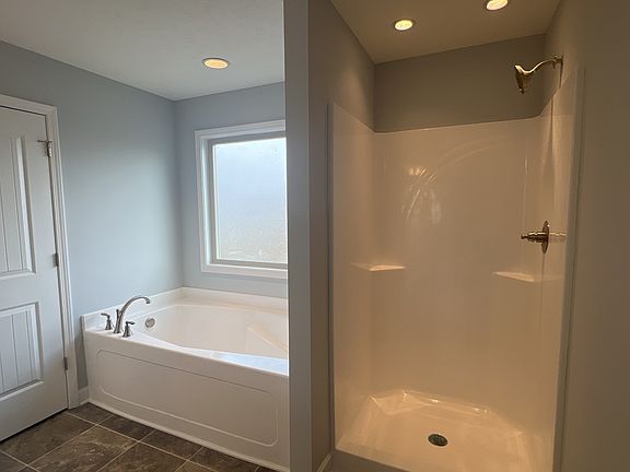 4th image of 2810 Mesa Dr Lot 555