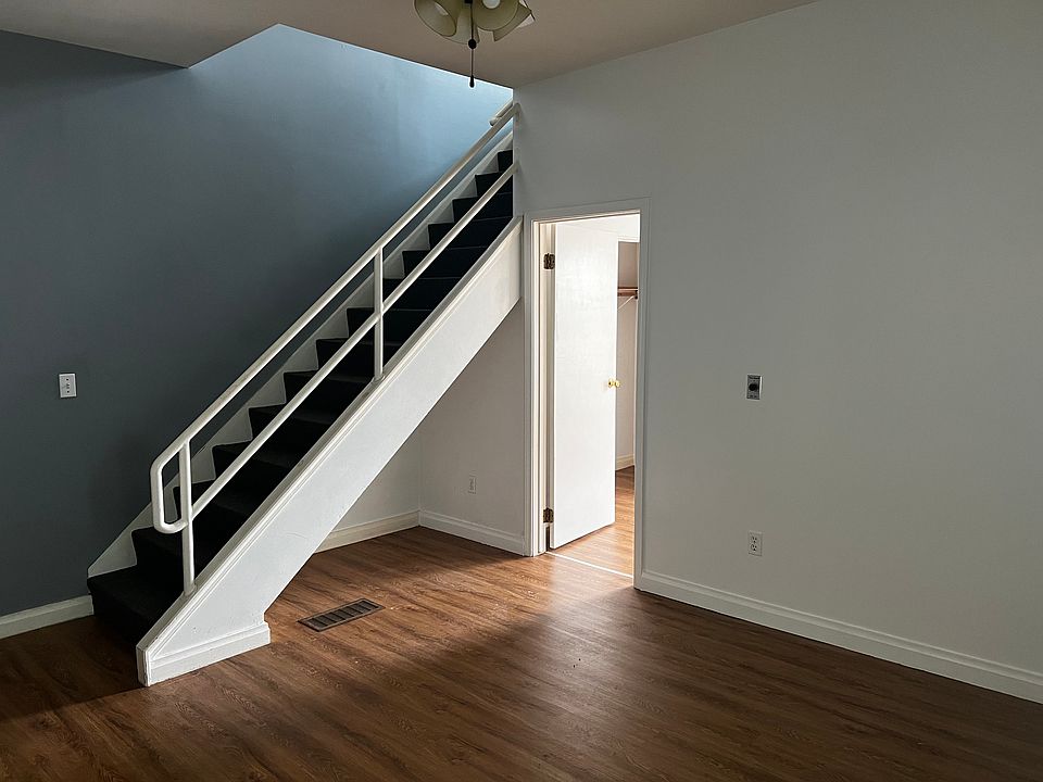 1st image of 737 Ashland Ave #B
