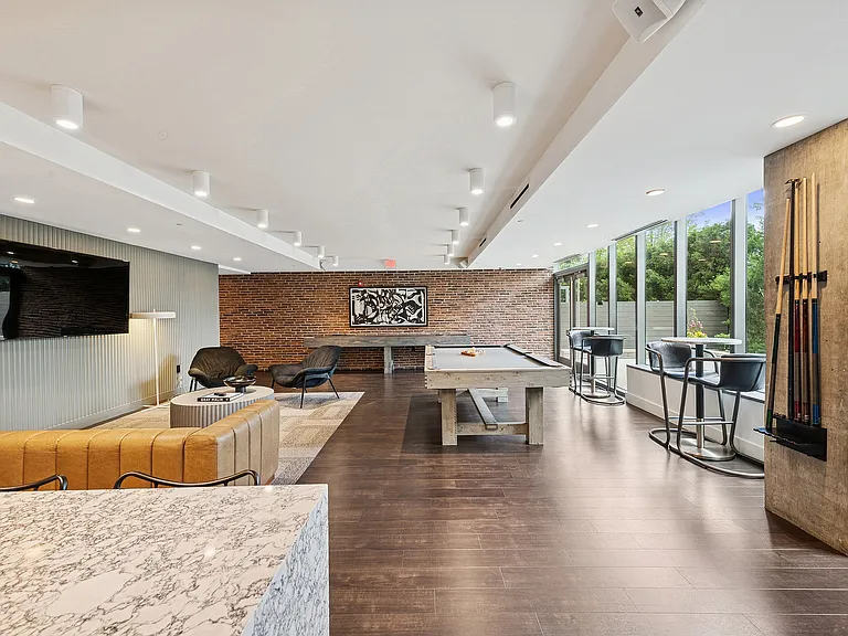 ReNew Oak Park — Photo 42