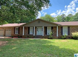 1028 Sugarloaf Ln, Anniston, AL 36207